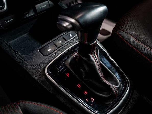 Kia Rio IV Рестайлинг с пробегом 2020 года, цена 1 730 000 рублей, 60700 км, седан, Автокод Объявления
