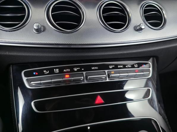 Mercedes-Benz E-Класс V (W213 S213 C238) с пробегом 2019 года, цена 3 999 000 рублей, 37096 км, седан, Автокод Объявления