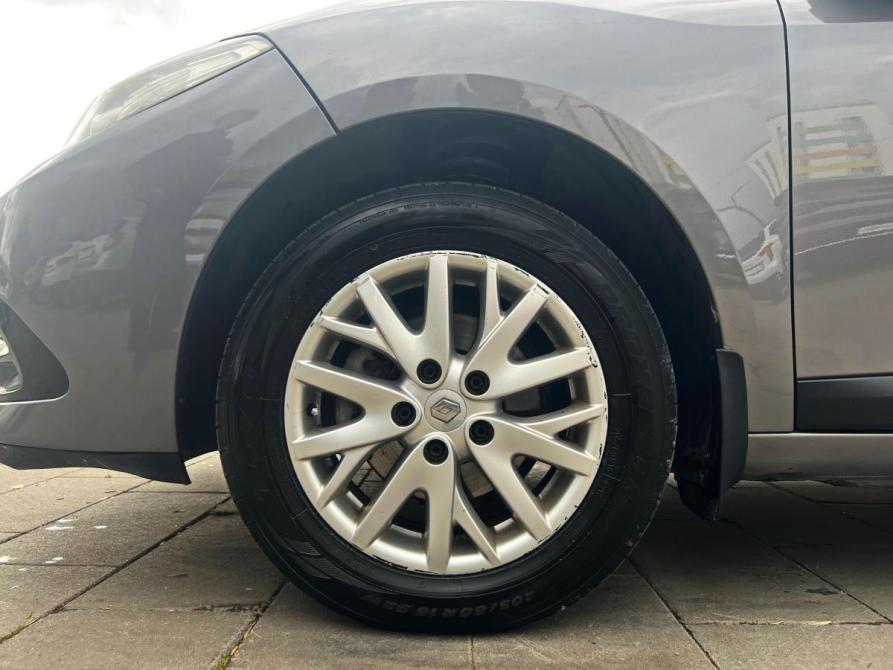 Renault Fluence I Рестайлинг Стерлитамак  - изображение 9