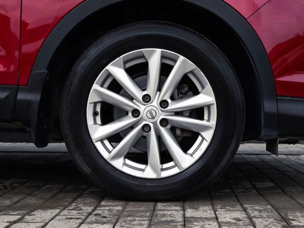 Nissan Qashqai II с пробегом 2014 года, цена 1 499 000 рублей, 187000 км, внедорожник, Автокод Объявления