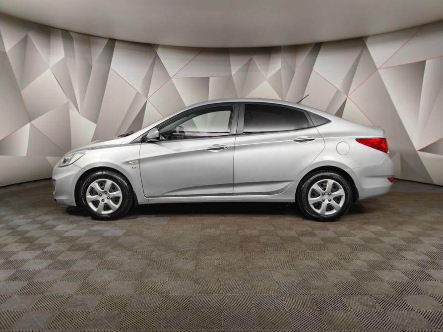 Hyundai Solaris I Москва  - изображение 5