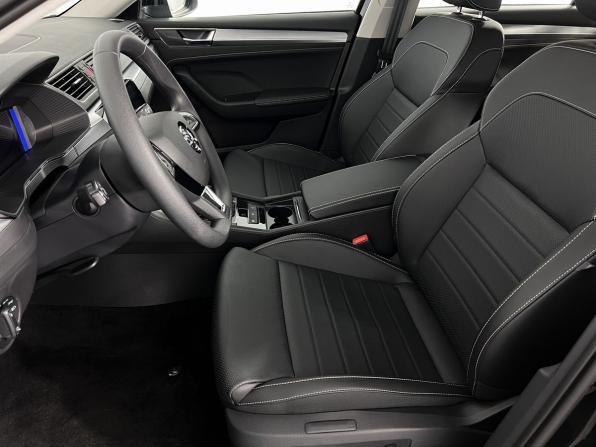 Skoda Superb III Рестайлинг с пробегом 2025 года, цена 3 450 000 рублей, 1543 км, лифтбек, Автокод Объявления