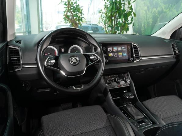 Skoda Karoq I с пробегом 2021 года, цена 2 598 000 рублей, 52158 км, внедорожник, Автокод Объявления