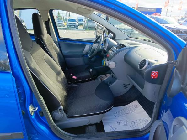 Peugeot 107 I с пробегом 2009 года, цена 499 000 рублей, 156603 км, хэтчбек, Автокод Объявления