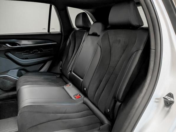 Geely Monjaro I с пробегом 2024 года, цена 3 150 000 рублей, 16134 км, внедорожник, Автокод Объявления