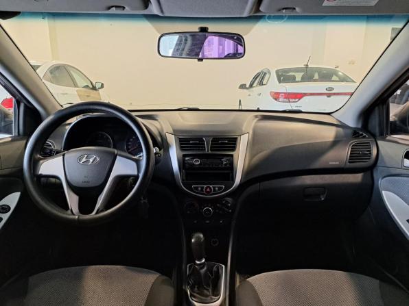 Hyundai Solaris I с пробегом 2011 года, цена 525 000 рублей, 195281 км, седан, Автокод Объявления