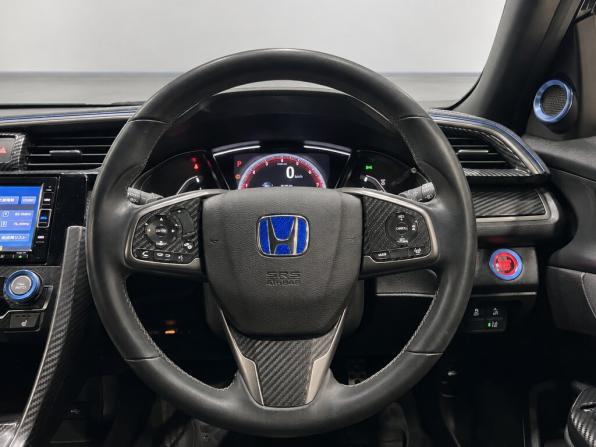 Honda Civic X Рестайлинг с пробегом 2021 года, цена 2 150 000 рублей, 64333 км, хэтчбек, Автокод Объявления