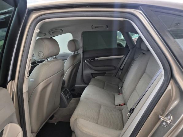 Audi A6 III (C6) с пробегом 2006 года, цена 669 000 рублей, 341865 км, седан, Автокод Объявления