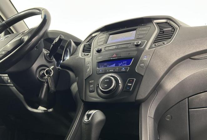 Hyundai Santa Fe III с пробегом 2016 года, цена 1 730 000 рублей, 156667 км, внедорожник, Автокод Объявления