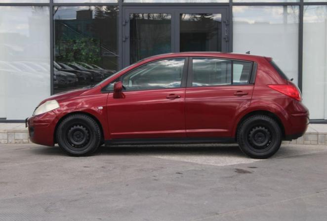 Nissan Tiida I с пробегом 2008 года, цена 625 000 рублей, 174237 км, хэтчбек, Автокод Объявления