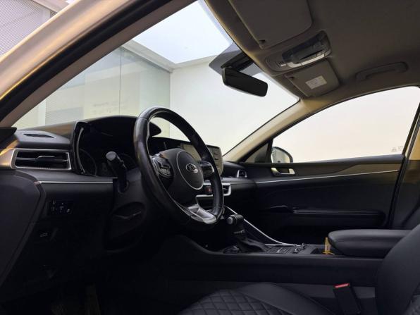 Kia K5 III с пробегом 2021 года, цена 2 490 000 рублей, 71370 км, седан, Автокод Объявления