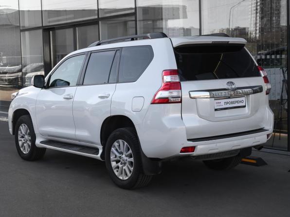 Toyota Land Cruiser Prado 150 Series Рестайлинг 1 с пробегом 2014 года, цена 3 249 000 рублей, 204697 км, внедорожник, Автокод Объявления