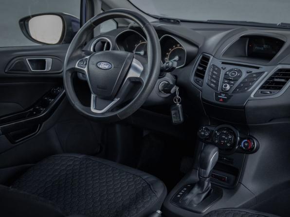 Ford Fiesta Mk6 Рестайлинг с пробегом 2016 года, цена 720 000 рублей, 72500 км, седан, Автокод Объявления