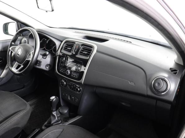 Renault Logan II Рестайлинг с пробегом 2021 года, цена 1 197 000 рублей, 96110 км, седан, Автокод Объявления
