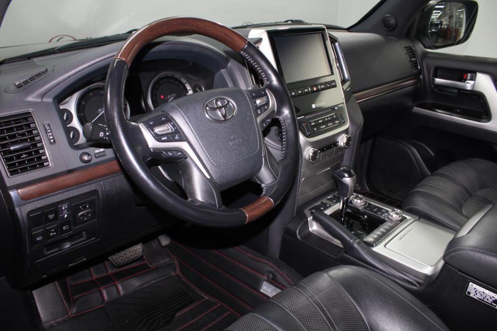 Toyota Land Cruiser 200 Series Рестайлинг 2 Владивосток  - изображение 20