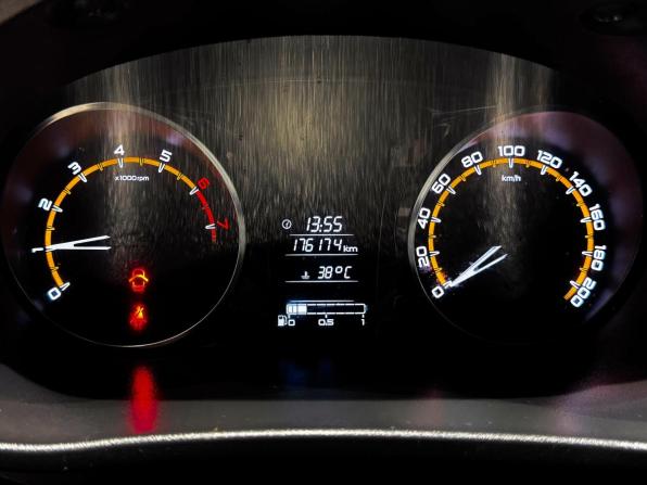 Lada (ВАЗ) Granta I Рестайлинг с пробегом 2020 года, цена 555 897 рублей, 176174 км, хэтчбек, Автокод Объявления
