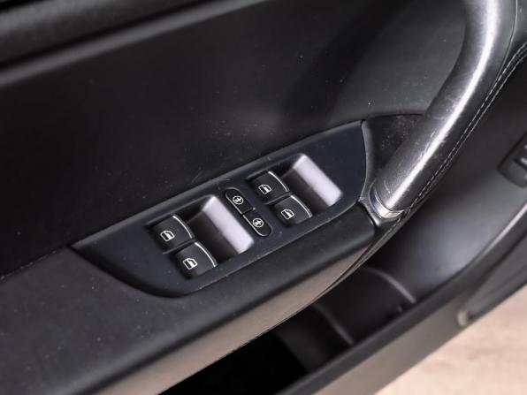 Volkswagen Touareg II Рестайлинг с пробегом 2016 года, цена 4 000 000 рублей, 60168 км, внедорожник, Автокод Объявления