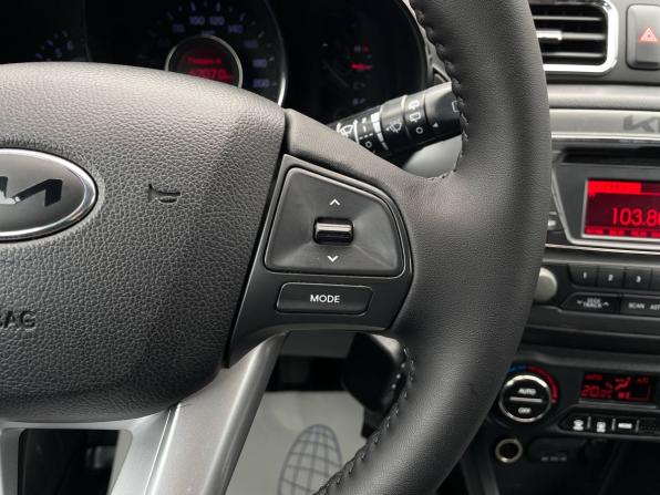 Kia Rio III с пробегом 2013 года, цена 810 000 рублей, 244654 км, хэтчбек, Автокод Объявления