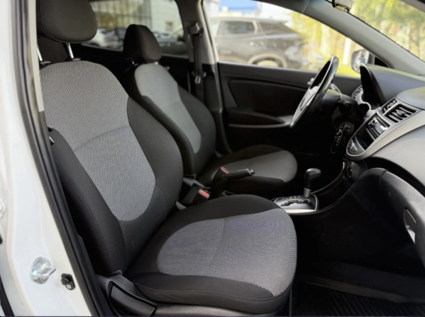 Hyundai Solaris I с пробегом 2013 года, цена 790 000 рублей, 188934 км, хэтчбек, Автокод Объявления