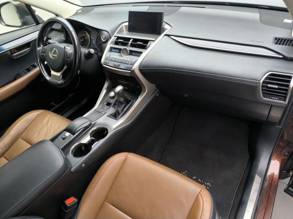 Lexus NX I с пробегом 2016 года, цена 2 894 000 рублей, 180379 км, внедорожник, Автокод Объявления