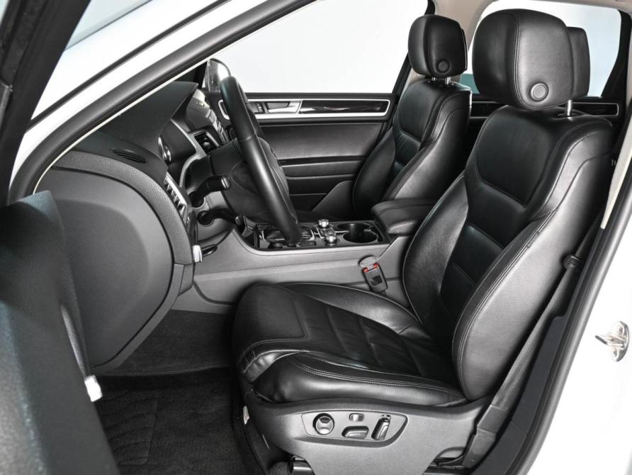 Volkswagen Touareg II Рестайлинг Ростов-на-Дону  - изображение 10