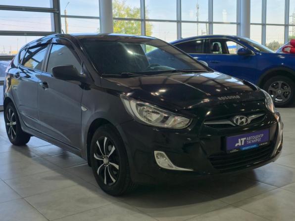 Hyundai Solaris I с пробегом 2012 года, цена 770 000 рублей, 262000 км, хэтчбек, Автокод Объявления
