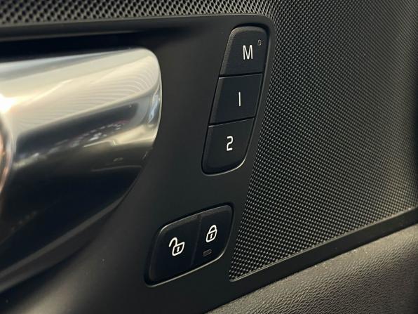 Volvo XC60 II с пробегом 2020 года, цена 4 097 000 рублей, 61251 км, внедорожник, Автокод Объявления