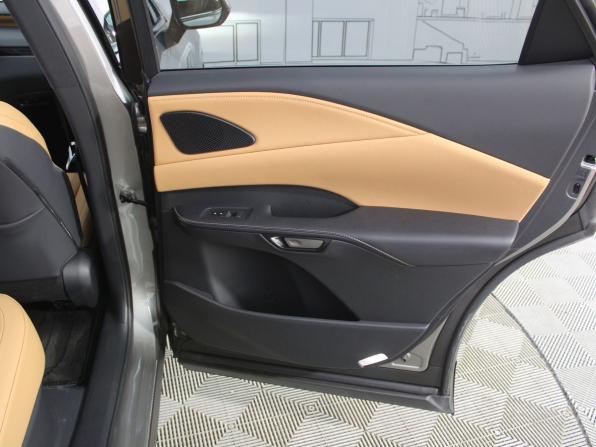Lexus RX V с пробегом 2025 года, цена 7 870 000 рублей, 4800 км, внедорожник, Автокод Объявления