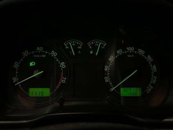 Skoda Octavia I (A4) Рестайлинг с пробегом 2008 года, цена 319 000 рублей, 309132 км, лифтбек, Автокод Объявления