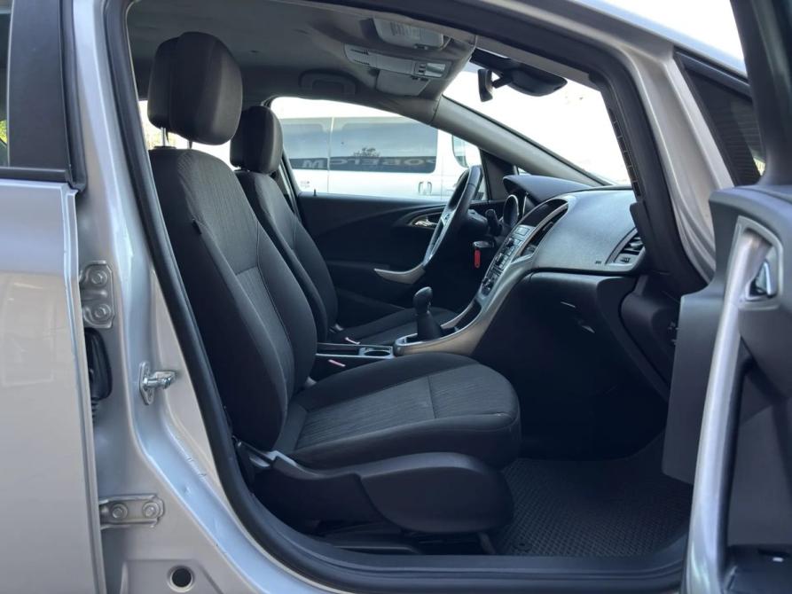 Opel Astra J Краснодар  - изображение 15