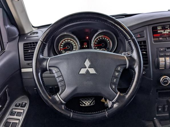 Mitsubishi Pajero IV Рестайлинг 1 с пробегом 2012 года, цена 2 350 000 рублей, 112452 км, внедорожник, Автокод Объявления