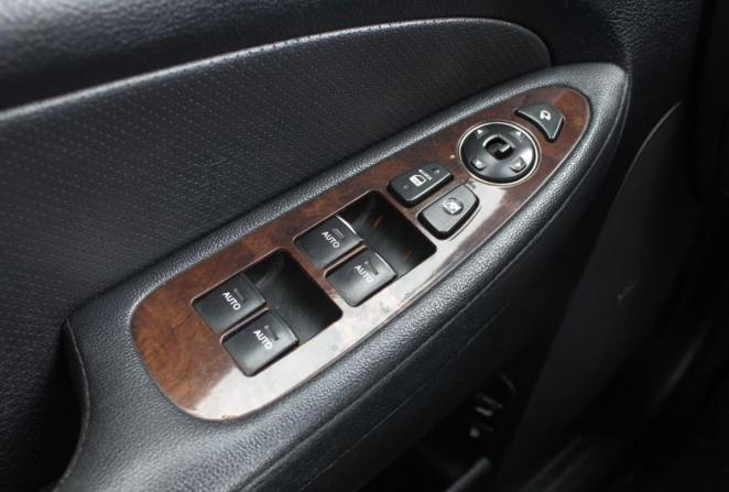 Hyundai Genesis I с пробегом 2010 года, цена 870 000 рублей, 165756 км, седан, Автокод Объявления