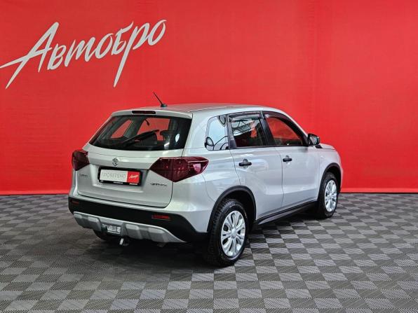 Suzuki Vitara II Рестайлинг с пробегом 2022 года, цена 1 499 000 рублей, 173336 км, внедорожник, Автокод Объявления