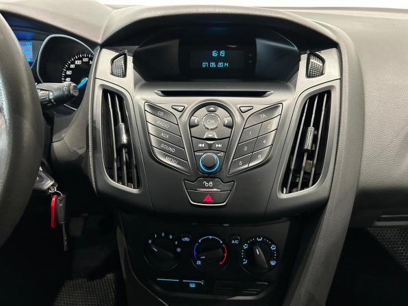 Ford Focus III с пробегом 2013 года, цена 699 000 рублей, 205654 км, хэтчбек, Автокод Объявления