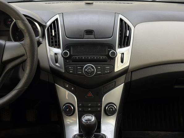 Chevrolet Cruze I Рестайлинг с пробегом 2013 года, цена 715 000 рублей, 183531 км, седан, Автокод Объявления