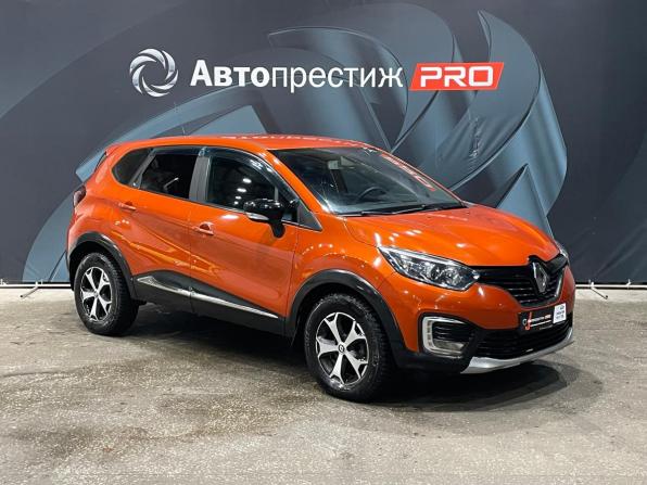 Renault Kaptur I с пробегом 2018 года, цена 1 194 000 рублей, 196678 км, внедорожник, Автокод Объявления