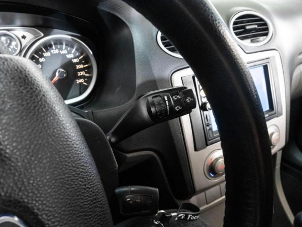 Ford Focus II Рестайлинг с пробегом 2010 года, цена 649 000 рублей, 206669 км, хэтчбек, Автокод Объявления