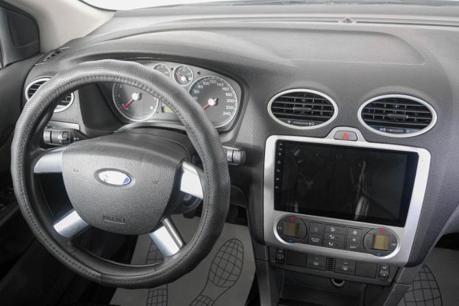 Ford Focus II с пробегом 2007 года, цена 329 000 рублей, 228391 км, седан, Автокод Объявления