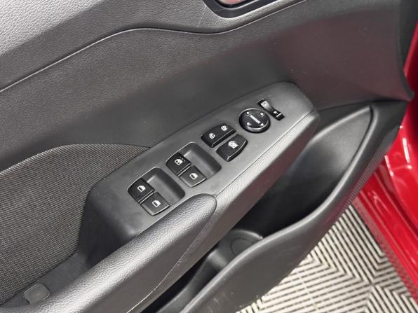 Hyundai Solaris II Рестайлинг с пробегом 2022 года, цена 1 698 000 рублей, 32178 км, седан, Автокод Объявления