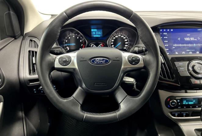 Ford Focus III Рестайлинг с пробегом 2014 года, цена 980 000 рублей, 137350 км, хэтчбек, Автокод Объявления