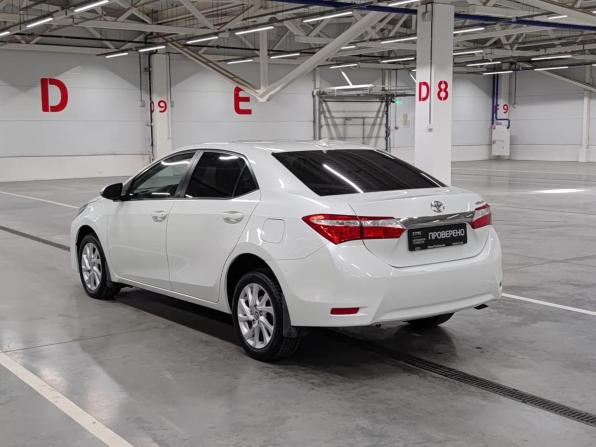 Toyota Corolla XI (E160 E170 E180) Рестайлинг 1 с пробегом 2018 года, цена 1 820 000 рублей, 70501 км, седан, Автокод Объявления