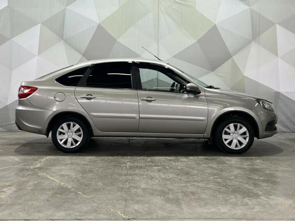 Lada (ВАЗ) Granta I Рестайлинг с пробегом 2022 года, цена 800 000 рублей, 35527 км, хэтчбек, Автокод Объявления