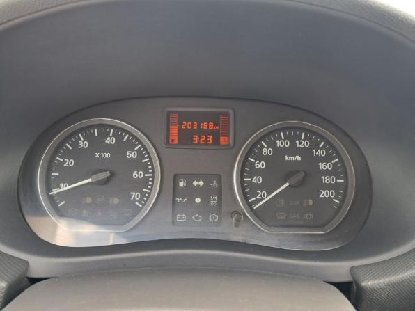 Renault Logan I Рестайлинг с пробегом 2014 года, цена 390 000 рублей, 203186 км, седан, Автокод Объявления