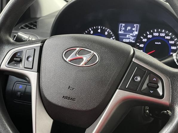 Hyundai Solaris I Рестайлинг с пробегом 2015 года, цена 1 055 000 рублей, 155000 км, седан, Автокод Объявления