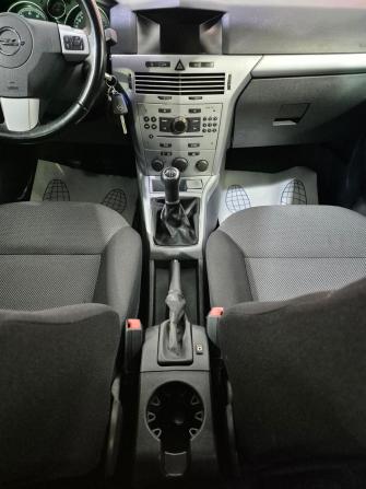 Opel Astra H Рестайлинг с пробегом 2010 года, цена 695 000 рублей, 132995 км, седан, Автокод Объявления
