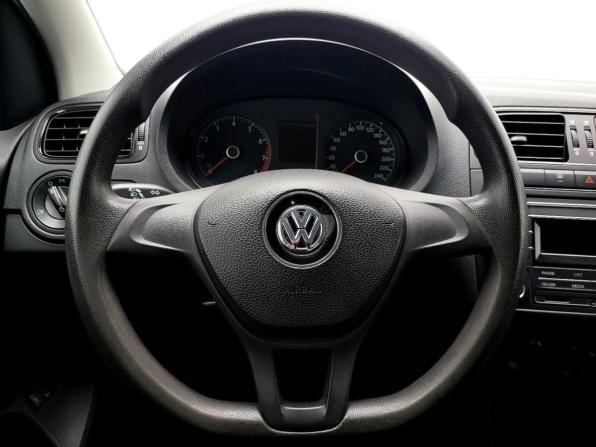 Volkswagen Polo V Рестайлинг с пробегом 2019 года, цена 1 000 000 рублей, 92197 км, седан, Автокод Объявления