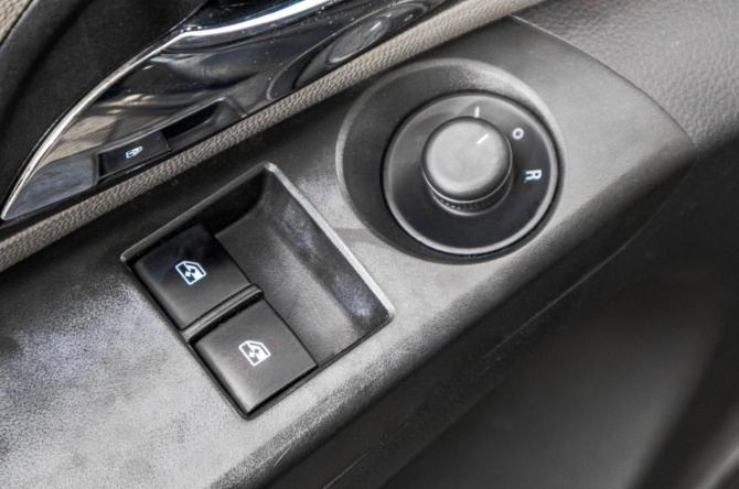 Chevrolet Cruze I с пробегом 2012 года, цена 679 000 рублей, 205200 км, хэтчбек, Автокод Объявления