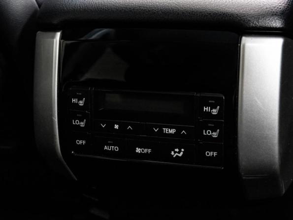 Toyota Land Cruiser Prado 150 Series Рестайлинг 2 с пробегом 2017 года, цена 4 499 000 рублей, 129508 км, внедорожник, Автокод Объявления