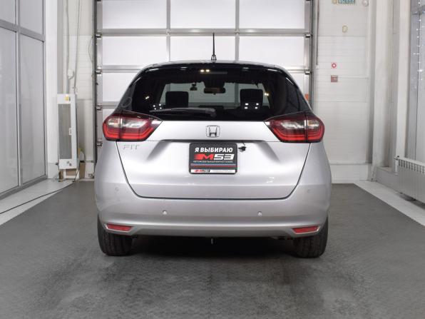 Honda Fit IV с пробегом 2022 года, цена 1 349 995 рублей, 55681 км, хэтчбек, Автокод Объявления