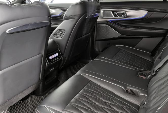 GAC GS8 II с пробегом 2023 года, цена 3 100 000 рублей, 90441 км, внедорожник, Автокод Объявления